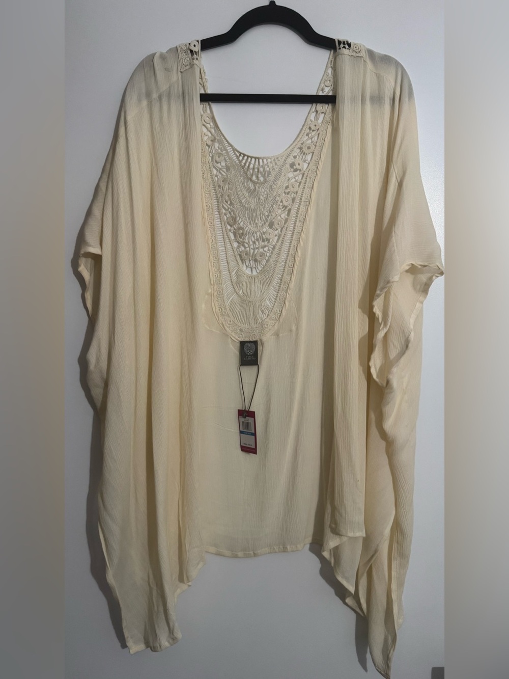 NWT Vince Camuto Crochet Lace Kimono Cover-Up – Natural – One Size